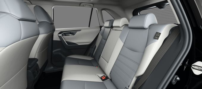 RA - LIMITED 4WD - MPV 5 Doors (LWB)