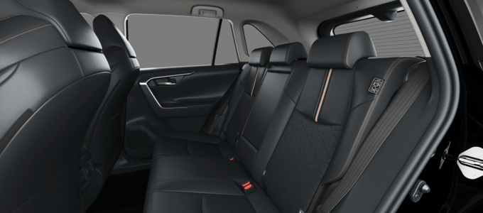 RA - Adventure + 4WD - MPV 5 Doors (LWB)