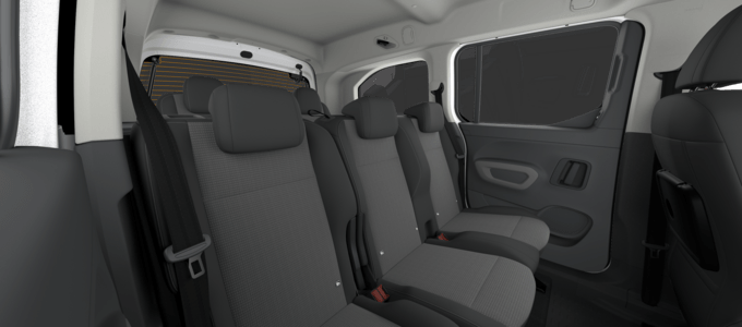 PF - FAMILY 7 SEATER - LWB Passenger van 5 doors