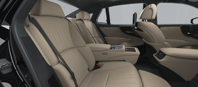 LS - Exclusive - Sedan